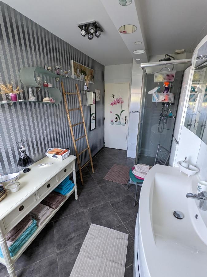 Au Beau Bouquet Bed & Breakfast Avremesnil Bagian luar foto