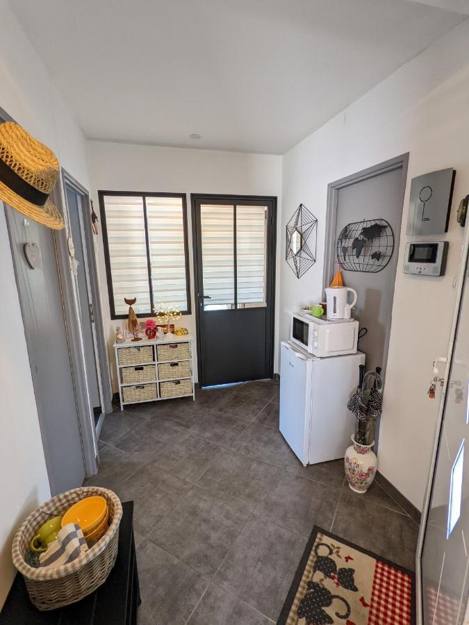 Au Beau Bouquet Bed & Breakfast Avremesnil Bagian luar foto